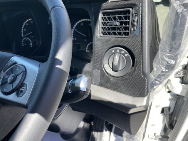 17スーパーグレート　ハイルーフ　冷凍ウィング　未登録未使用　造りボディ　格納ゲート付