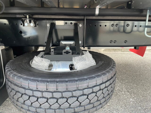 【現行型】スーパーグレートスーパーハイルーフ：ウィング未使用：リア門口ステンレス