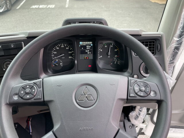 17スーパーグレート　ダンプ　5100×2200　未使用　新品ステンレス架装　7速MT　新明和ボデー