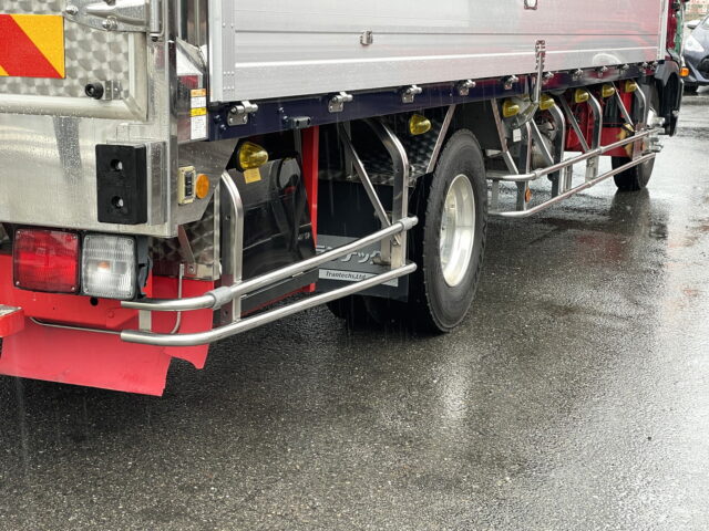 日野　17レンジャー　ハイルーフ　ウィング　ステンレス多数　6200ワイド　240馬力