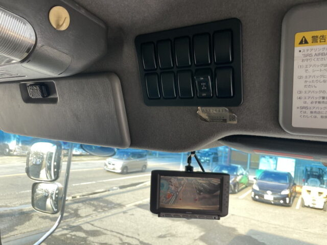 いすゞ：ギガ：冷凍ウィング：菱重製直結冷凍機：ジョロダーレール4列：アルミシマ床