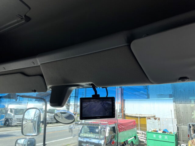 日野　プロフィア　ハイルーフ　ウィング　リア門口ステンレス　木床　内高247㎝