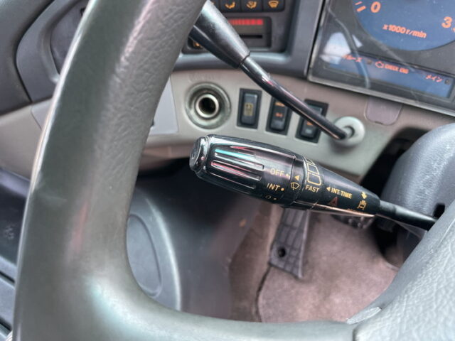 日野：テラヴィ：ハイルーフ：トレーラーヘッド：後輪エアサス：第5輪荷重11.500㎏