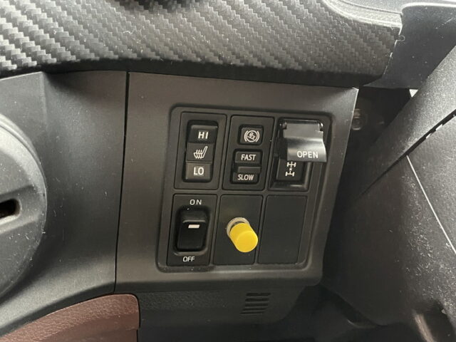 日野：17プロフィア：アルミウィング：ハイルーフ：7MT：リア門口ステンレス：アルミホイール：フロントバイザー ステンレス多数