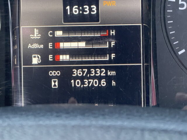 日野：17プロフィア：ハイルーフ：トレーラーヘッド：7速MT：450馬力：E13Cエンジン