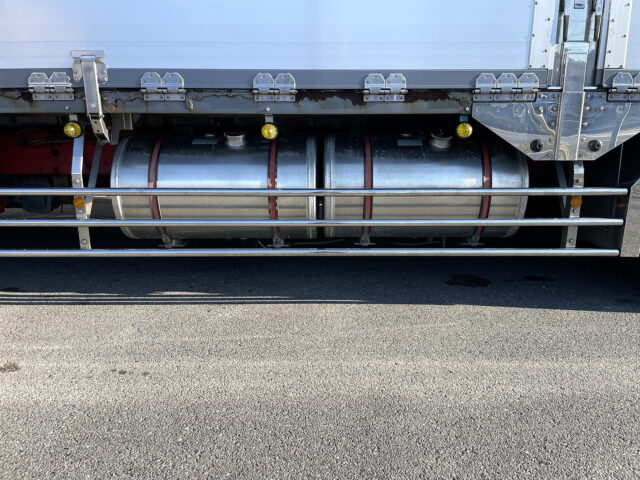 スーパーグレート　ハイルーフ　ウィング　ヤマダ造りボデー　国産エンジン　7速MT