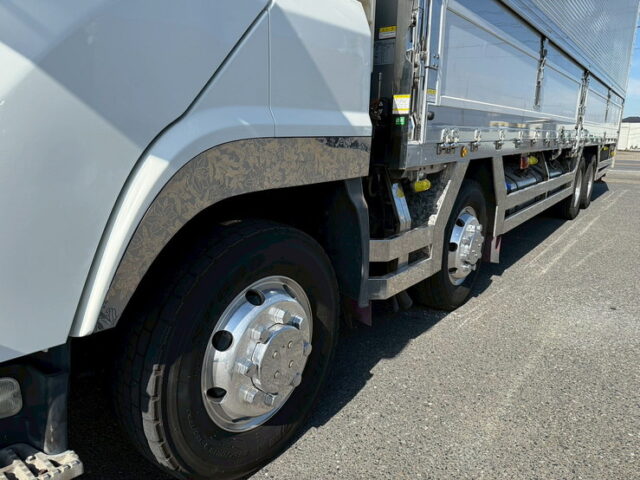 いすゞ：ギガ：冷凍ウィング：サブエンジン：ジョロ4キーストン：ステンレス多数