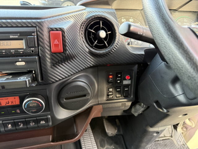 日野:17レンジャー:冷凍バン:菱重製冷凍機TDJS50DC:格納ゲート:アルミシマ床