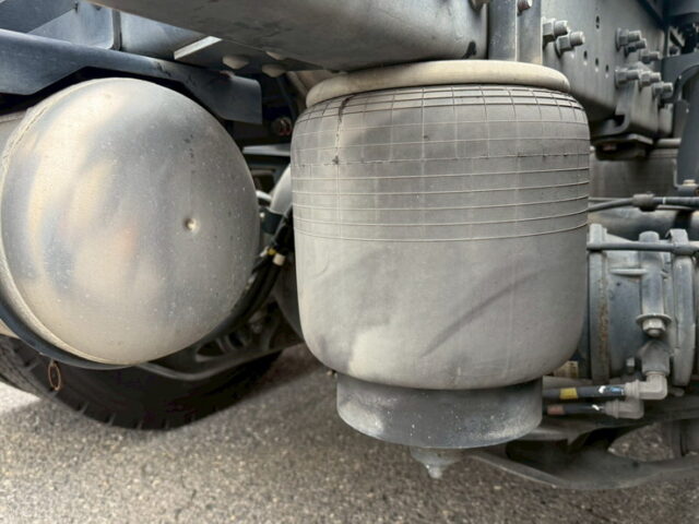 日野：17プロフィア：ハイルーフ：トレーラーヘッド：第5輪荷重11.500㎏：E13C