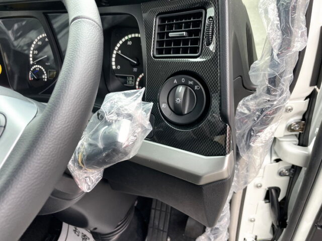 17スーパーグレート　トレーラーヘッド　スライドカプラー　未使用　E尺　460馬力　プレミアムライン