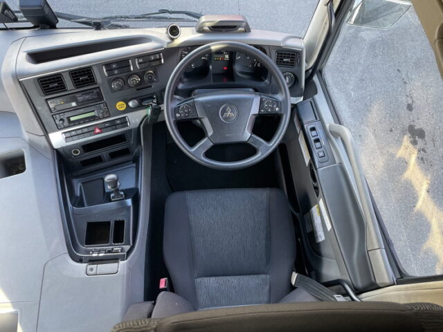 17スーパーグレート　ハイルーフ　トレーラーヘッド　第5輪荷重11.500㎏　アルミホイール