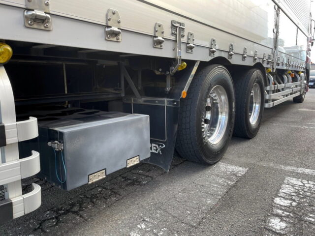 日野 プロフィア ハイルーフ アルミウィング 車検付 360馬力 アルミホイール ジョロダー4列