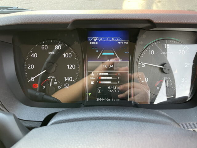 日野　17レンジャー　ウィング　6200ワイド　後輪エアサス　格納ゲート付　240馬力