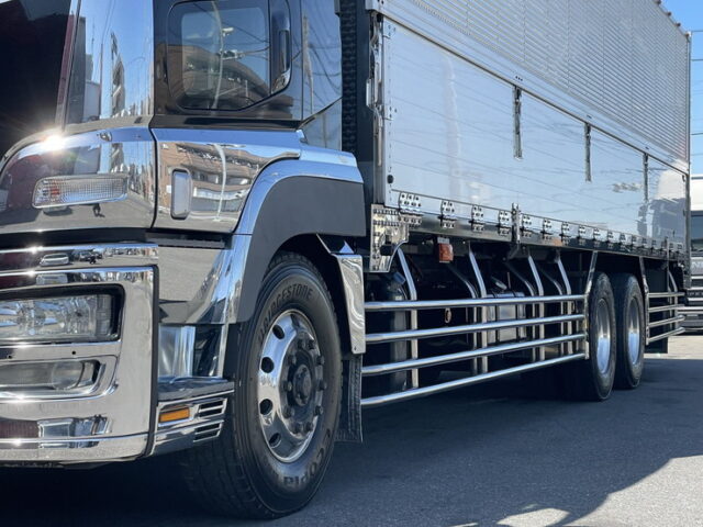 スーパーグレート：ハイルーフ：ウィング：造りボディ：ステンレス多数：420馬力