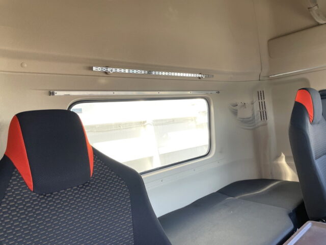 日野：17プロフィア：ダンプ：ハイルーフ：Ｌゲート：アルミホイール：メッキ多数