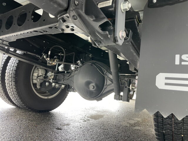 いすゞ　エルフ　アルミバン　低走行　ワイド　跳上ゲート　150馬力