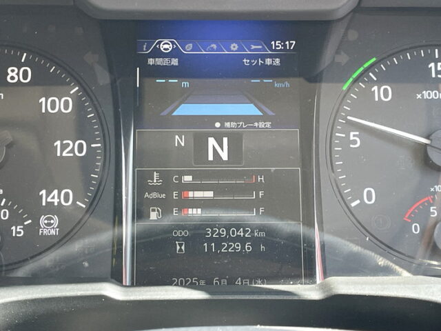 日野：プロフィア：トレーラーヘッド：ハイルーフ：ルーフバー：パイプバンパー：アルミホイール