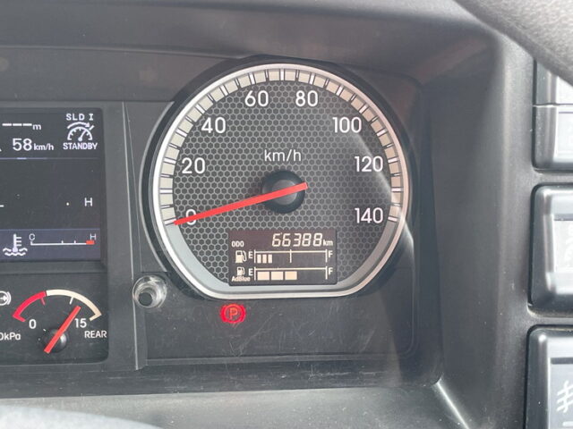 いすゞ：ギガ：ハイルーフ：ウィング：AT：木床：アルミホイール：リアエアサス