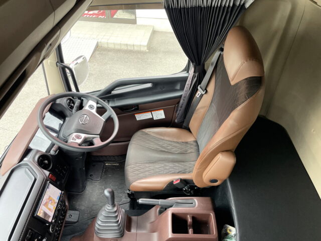 日野　17レンジャー　ハイルーフ　ウィング　架装多数　跳上ゲート　後輪エアサス