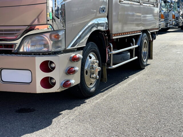 日野　デュトロ　標準幅　10尺　ダンプ　架装多数　5速MT　