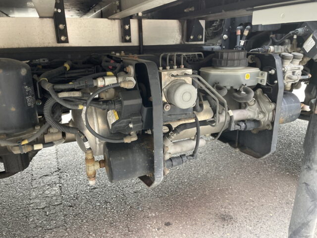 日野:17レンジャー:6200ワイド:冷凍バン:格納ゲート付:エアサス:ジョロ4キーストン