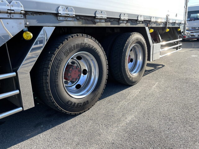 スーパーグレート　ハイルーフ　ウィング　ヤマダ造りボデー　国産エンジン　7速MT