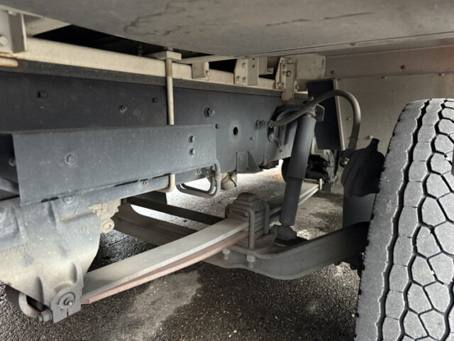 17スーパーグレート：ハイルーフ：メッキ多数：アルミホイール：リア門口ステンレス