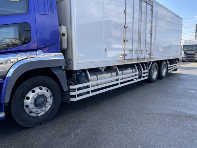 17スーパーグレート　冷凍バン　左観音扉　サブエンジン　ジョロ4キーストン　