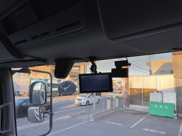 日野　プロフィア　冷凍ウィング　10輪　ジョロ4キーストン　7速　380馬力