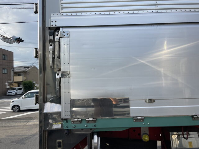 日野　プロフィア　1Mアオリ　ウィング　エアサス　ボディ取り可能