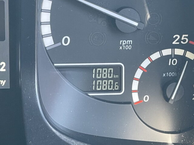 17スーパーグレート　ハイルーフ　冷凍ウィング　未登録未使用　造りボディ　格納ゲート付