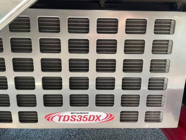 三菱ふそう　ファイター　ハイルーフ　冷凍ウィング　ヤマダボディ　ステンレスサイドバンパー　