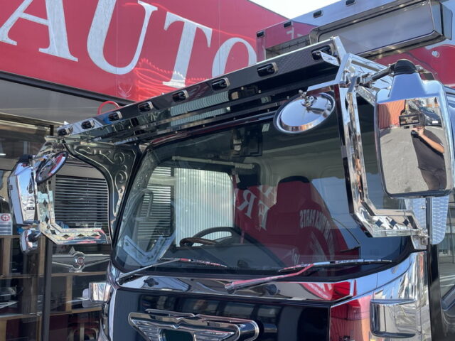 いすゞ　エルフ　ウィング　架装多数　波板ステンレス　造りボディ　ワイド