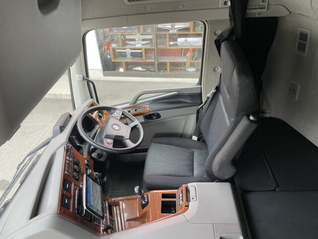 17スーパーグレート　ハイルーフ　ウィング　アルミホイール　最大積載量14.000㎏