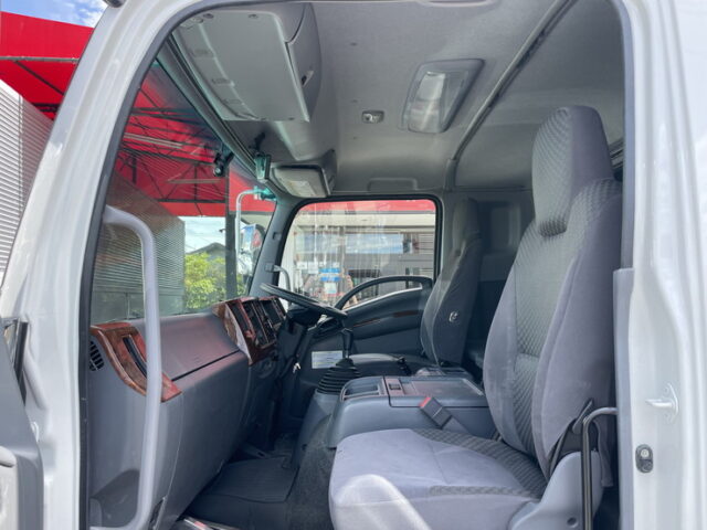 いすゞ：フォワード：増トン：ウィング：7200ボデー：ワイド：6発ターボ