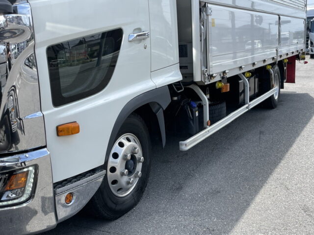 日野：17レンジャー：6200ワイド：エアサス：木床：アルミホイール：240馬力