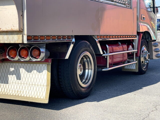 日野　デュトロ　標準幅　10尺　ダンプ　架装多数　5速MT　