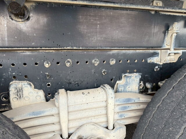 日野：17プロフィア：ダンプ：5300×2300：メッキ多数：7速MT：380馬力：電動コボレーン