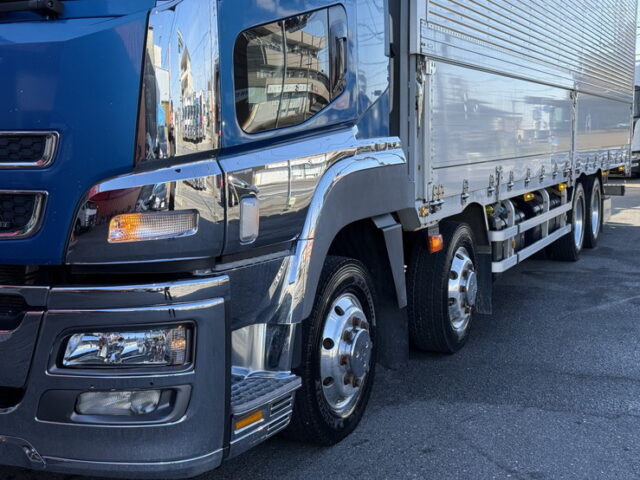 スーパーグレート：ウィング：メッキ多数：アルミホイール：ステンレス床：7速MT