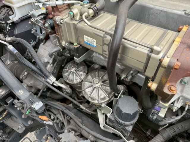 日野：17プロフィア：ハイルーフ：トレーラーヘッド：第5輪荷重11.500㎏：E13C