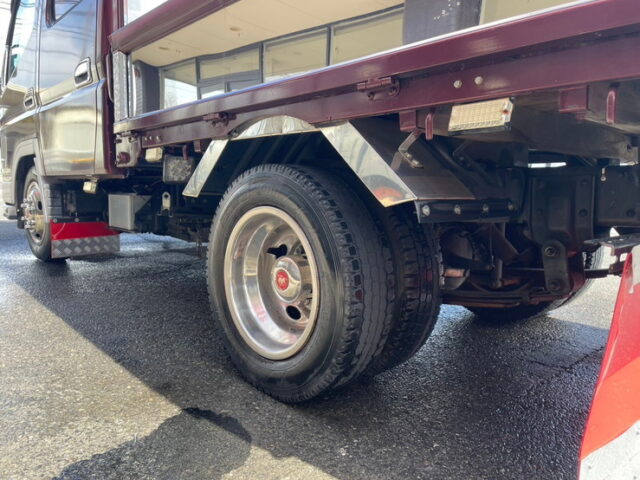 三菱ふそう:キャンター:Wキャブ:5MT:110馬力:6人乗り