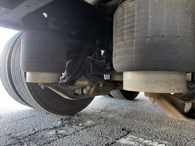 日野 プロフィア ハイルーフ アルミウィング 車検付 360馬力 アルミホイール ジョロダー4列