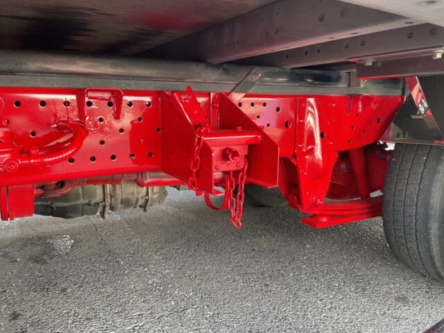 いすゞ　エルフ　アルミバン　5MT　サイドドア　ステンレスサイドバンパー　ステンレスリアバンパー　