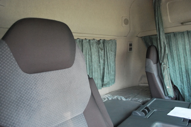 H23 三菱ふそう　スーパーグレート　中低床アルミウイング