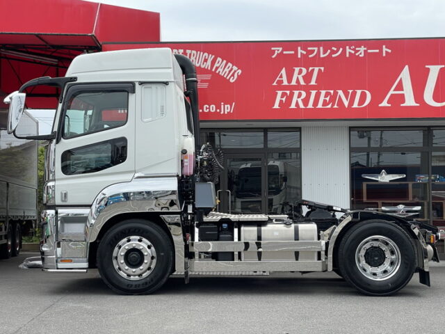 新品架装済　トレーラーヘッド　ハイルーフ　未使用　D尺　第5輪荷重11.500㎏　プレミアムライン