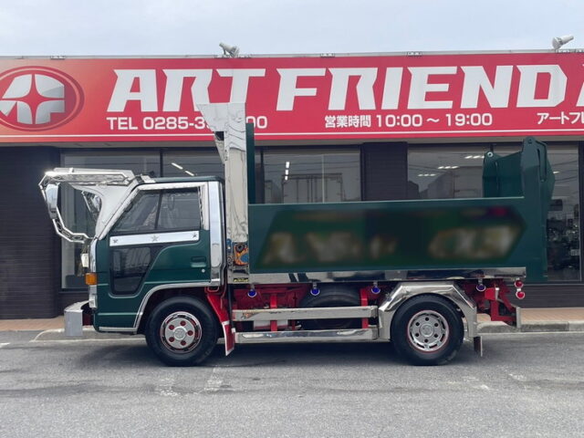 H4 エルフ　ダンプ　５MT