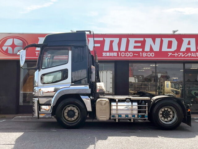 三菱ふそう　スーパーグレート　トレーラーヘッド　メッキ多数　7MT　