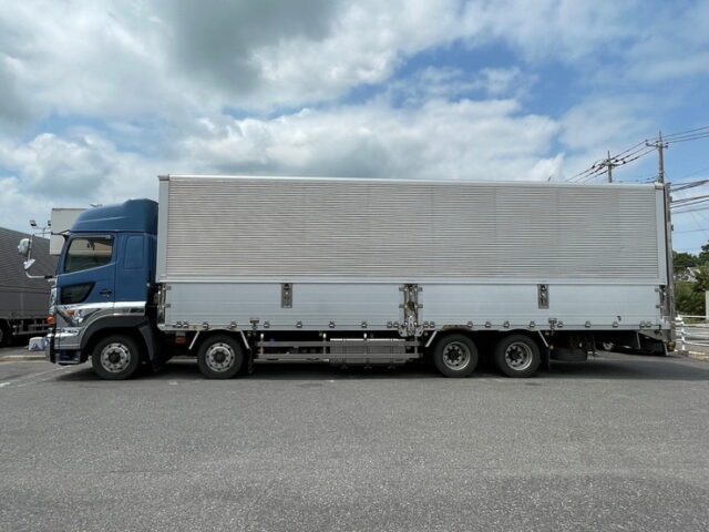 日野　プロフィア　ハイルーフ　ウィング　リア門口ステンレス　7速　E13Cエンジン