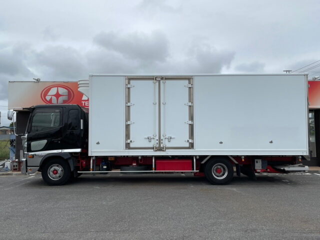 日野　17レンジャー　冷凍バン　格納パワーゲート　240馬力　キーストン　６MT