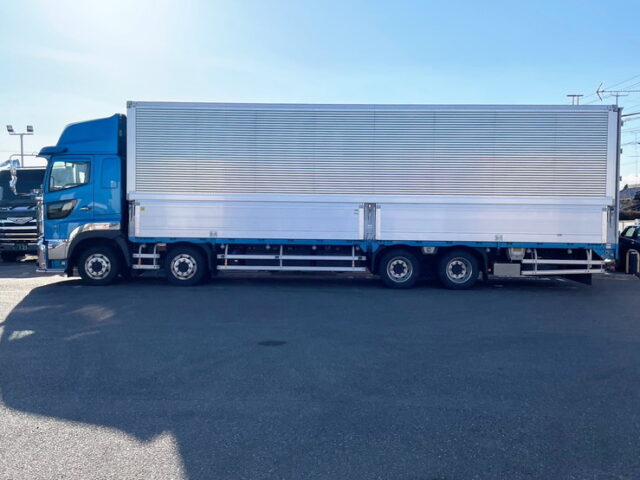 日野　17プロフィア　ハイルーフ　アルミウィング　アルミホイール　AT　メッキパーツ多数